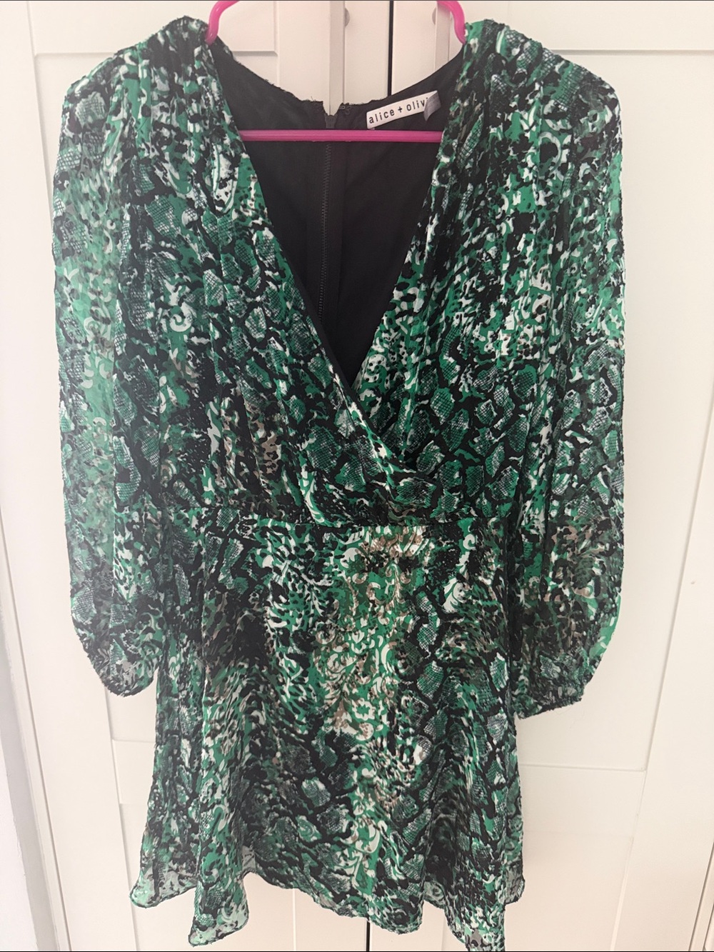 Alice + Olivia Green and Black Snake-Print Long Sleeve Wrap Dress